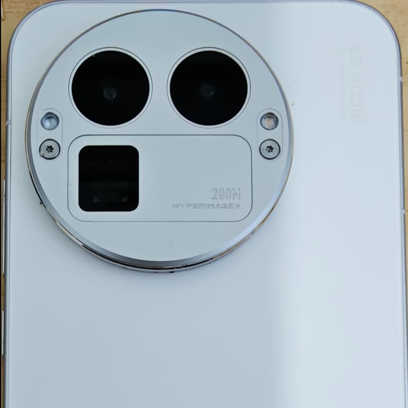 realme GT 8 Pro 512 ГБ, белый, как новый